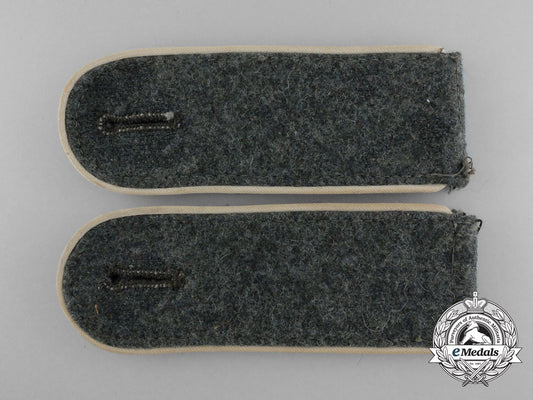 a_matching_pair_of_wehrmacht_infantry_enlisted_man’s_shoulder_boards_d_1661_1