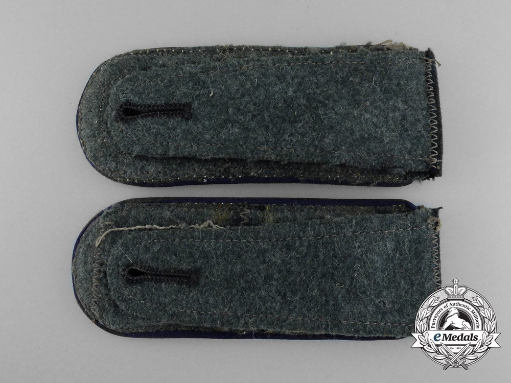 a_matching_pair_of_wehrmacht11_th_division_medic_warrant_officer’s_shoulder_boards_d_1666_1