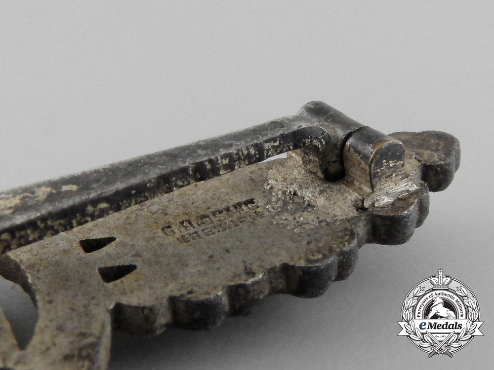 germany,_luftwaffe._a_short_range_fighter_clasp,_silver_grade,_by_g.h._osang_d_1740