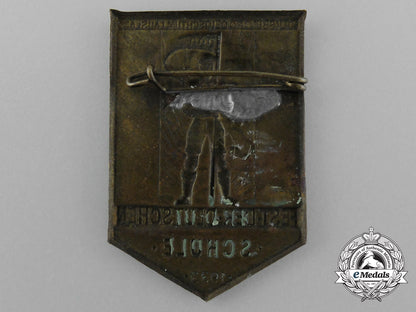 a1933_association_for_german_cultural_relations_abroad“_festival_of_german_schools”_badge_d_1753_1