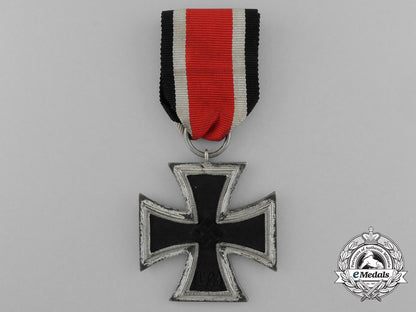 an_iron_cross1939_second_class_by_arbeitsgemeinschaft_für_heeresbedarf_d_1772_1