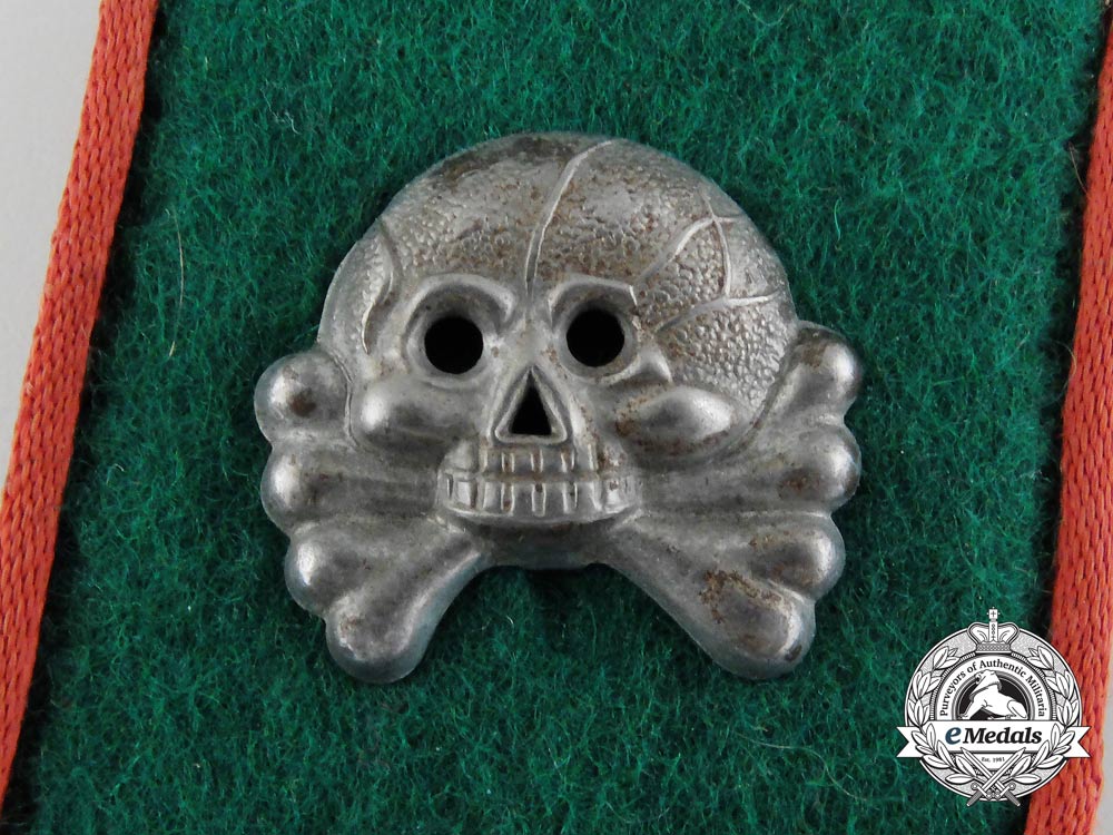 a"_fallschirm-_panzer_korps_hermann_goering"_panzerjagers_collar_tab_d_1817