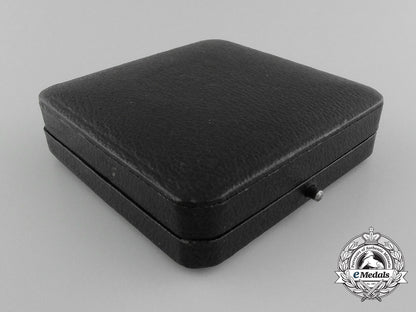an_ldo_case_for_first_class_iron_cross1939;_screwback_version_d_1915