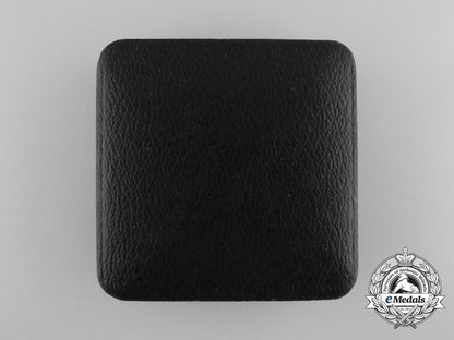 an_ldo_case_for_first_class_iron_cross1939;_screwback_version_d_1918
