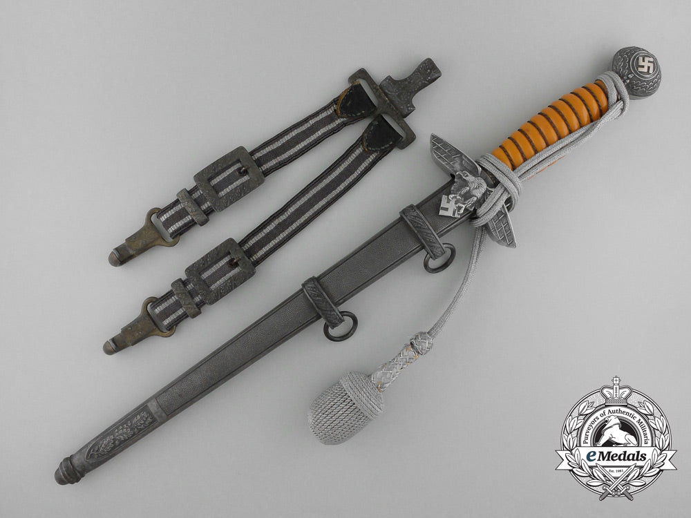 a_second_pattern_officer’s_luftwaffe_dagger_by_alcoso_solingen_with_hangers_d_1993