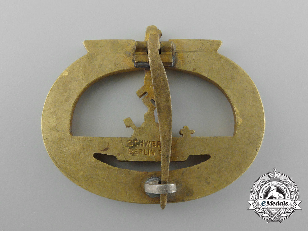 a_kriegsmarine_submarine_war_badge_by"_schwerin_berlin68"_d_2080_1