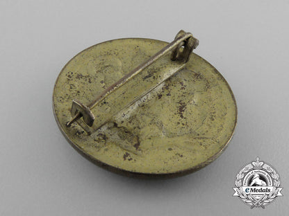 a_fine_female_marine_auxiliary_badge_d_2140_1