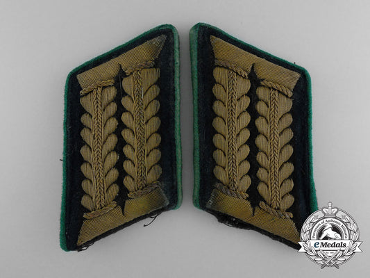 an_extremely_rare_set_of_wehrmacht_official_pharmacist_collar_tabs_d_2191