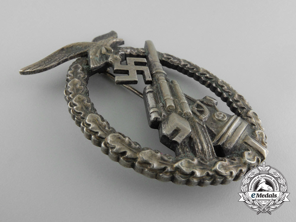 an_early_luftwaffe_flak_badge_d_2204
