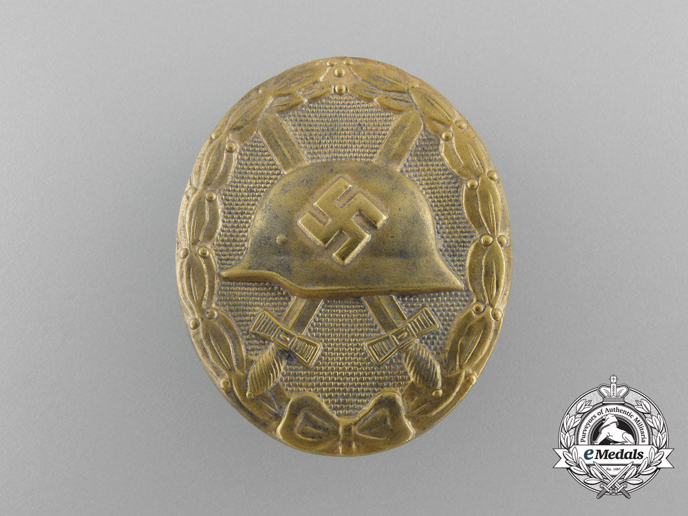 a_german_second_war_gold_grade_wound_badge_by_eugen_schmidthäussler_d_2208