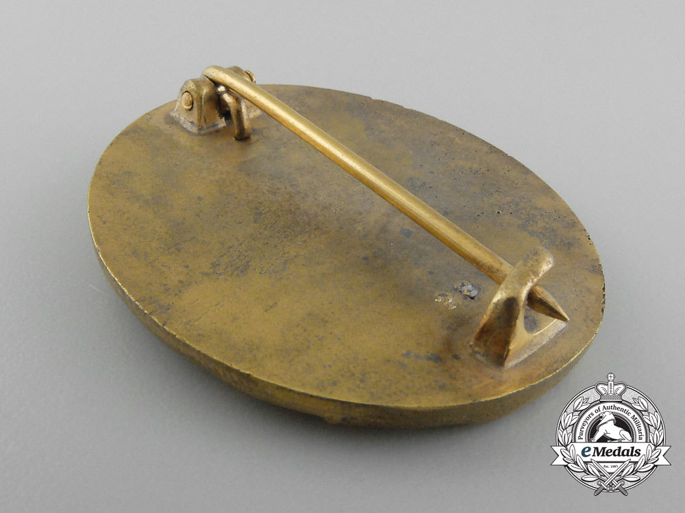 a_german_second_war_gold_grade_wound_badge_by_eugen_schmidthäussler_d_2211