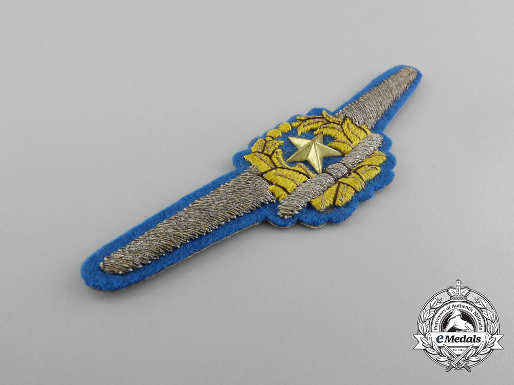 japan,_empire._an_army_officer_pilot_wing,_c.1941_d_2277