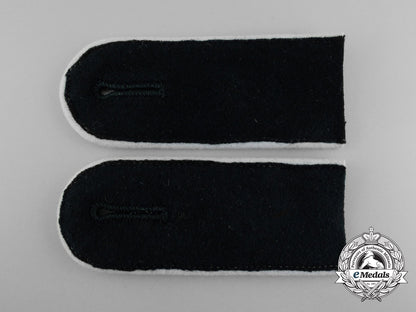 a_matching_pair_of_wehrmacht84_th_infantry_division_enlisted_man’s_shoulder_boards_d_2335