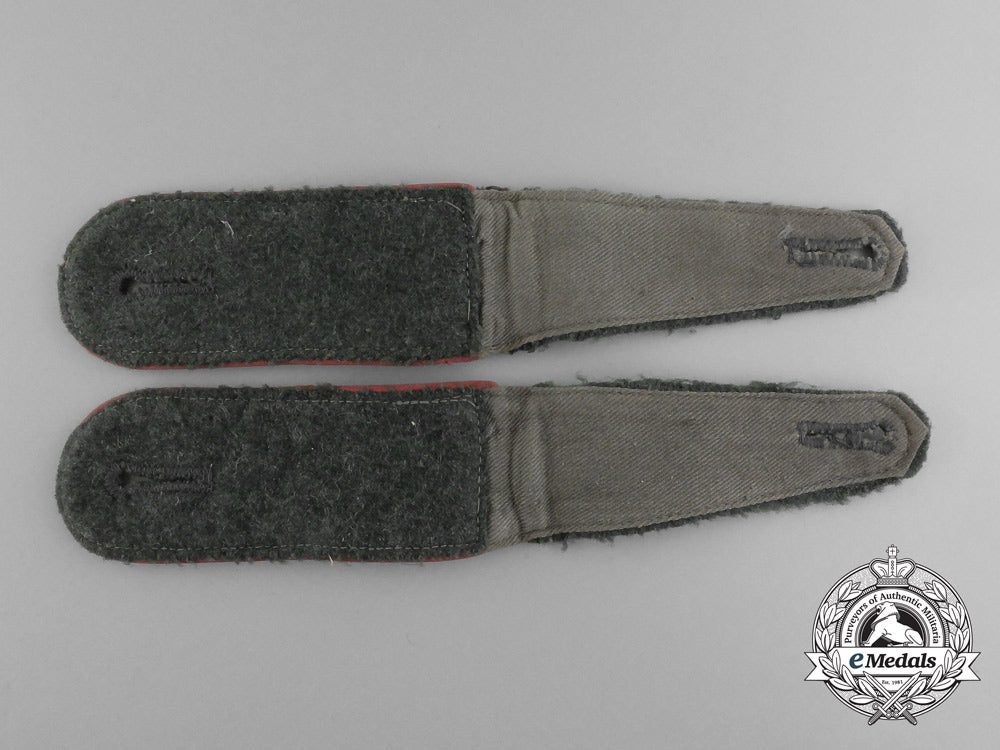 a_matching_pair_of_wehrmacht_panzer_enlisted_man’s_shoulder_boards_d_2387_1