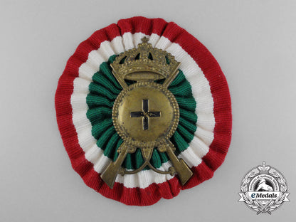 an_italian_infantry_cap_badge_d_2439