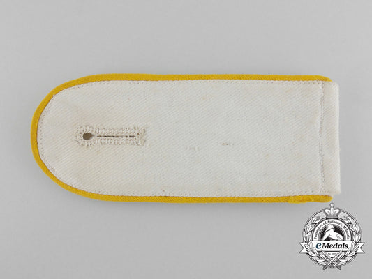 a_rare_luftwaffe_enlisted_shoulder_strap_for_a_white_summer_blouse_d_2482