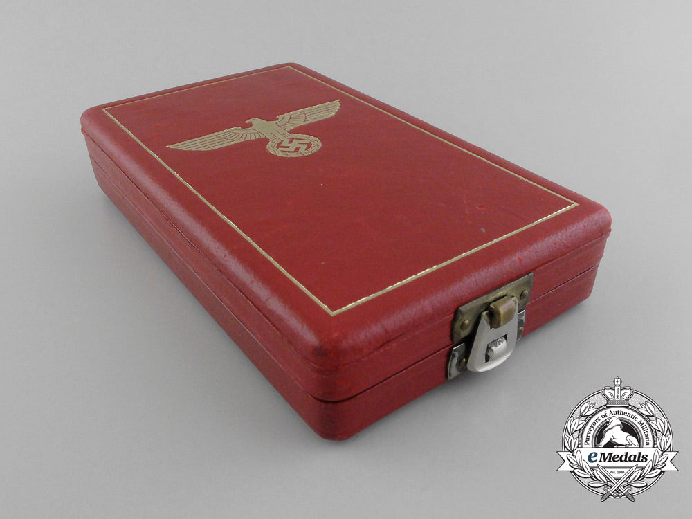 a_german_eagle_order;5_th_class_by_godet_of_berlin_with_case_d_2504