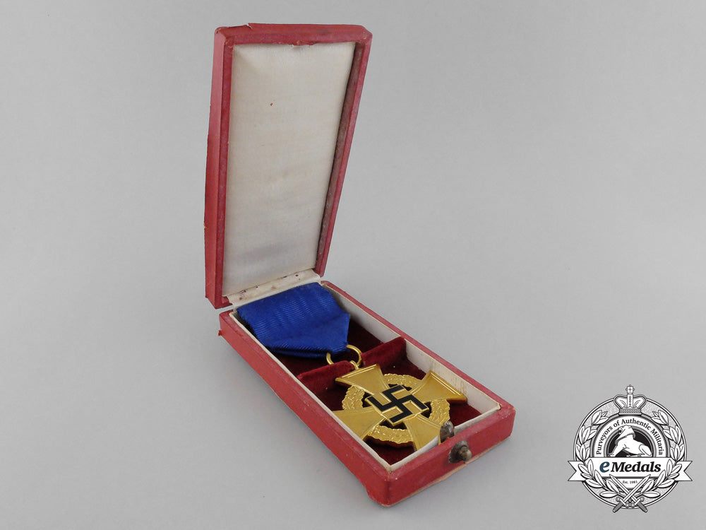 a_german_faithful_service_medal_for_forty_years’_service_with_case_d_2517