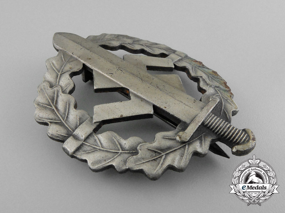 a_silver_grade_sa_sports_badge_by_w._redo_d_2523_1