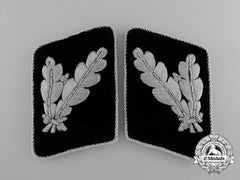 A Mint Waffen-Ss Pair Of Collar Tabs For Ss-Oberführer