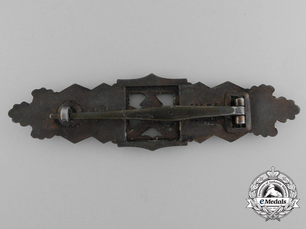 a_near_bronze_grade_close_combat_clasp_by_josef_feix&_sohn_d_2671