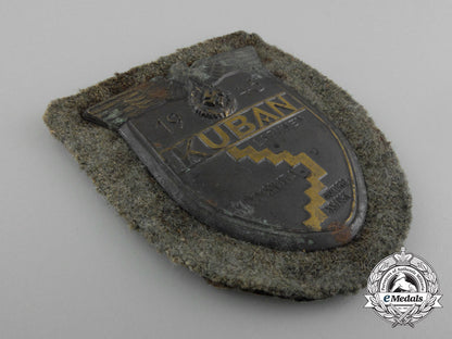 a_wehrmacht(_army)_issued_kuban_campaign_shield_d_2728