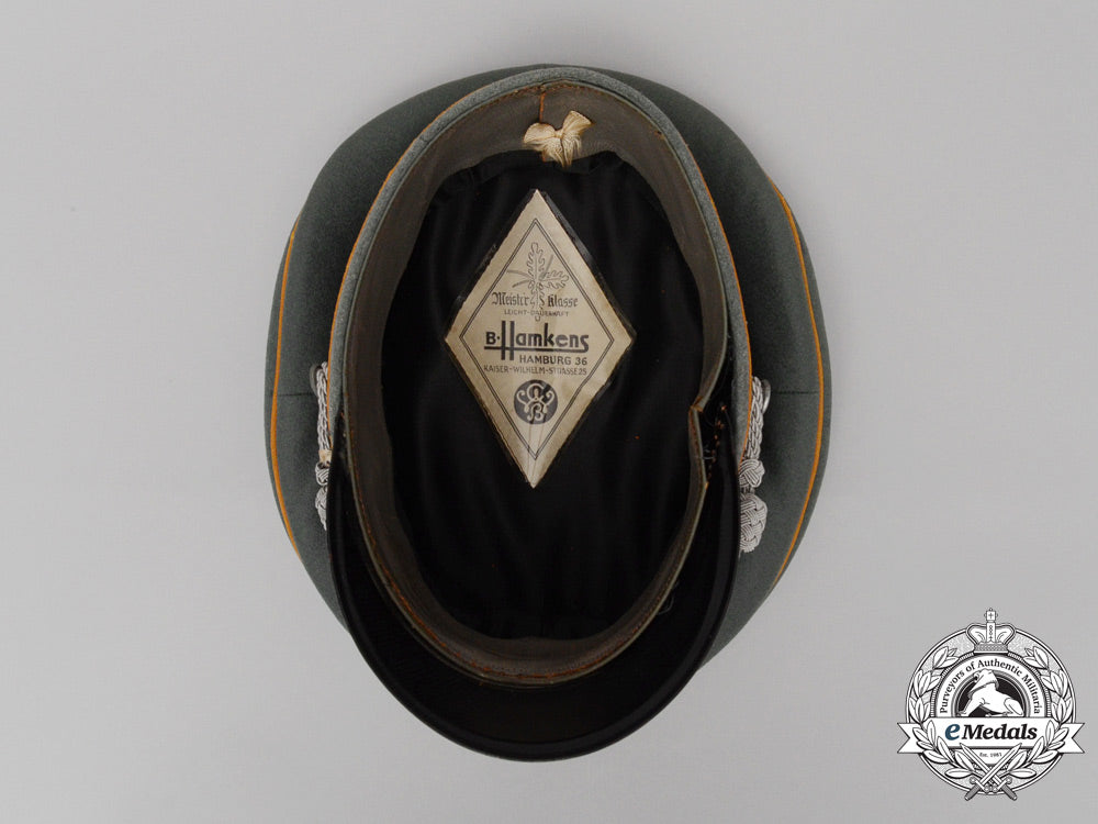 a_wehrmacht_heer(_army)_cavalry_officer_visor_cap_by_b-_hamkens,_hamburg_d_2778_1