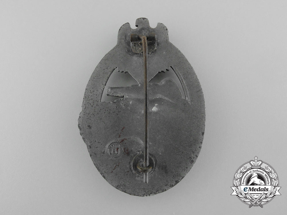 a_silver_grade_tank_badge_by_e._f._wiedmann_d_2834