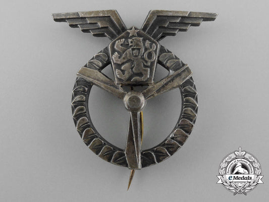 a_czechoslovakian_air_force_ground_air_mechanic_badge,3_rd_class_d_2921_1