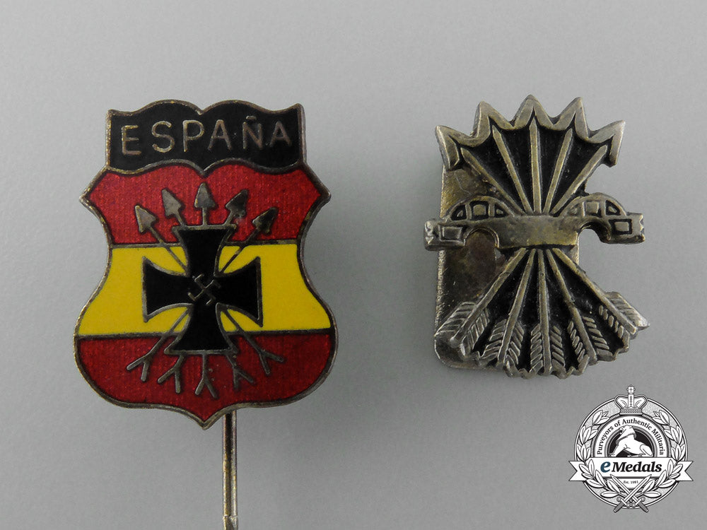 two_blue_division_stick_pins_and_badges_d_2944_1