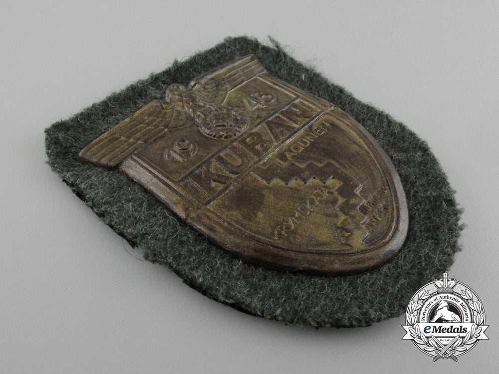 a_wehrmacht_heer(_army)_issue_kuban_campaign_shield_d_3012_1