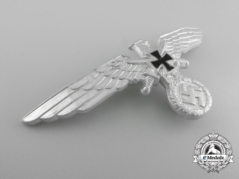 a_german_third_reich_era_reichskriegerbund_veteran’s_association_breast_eagle_insignia_d_3019