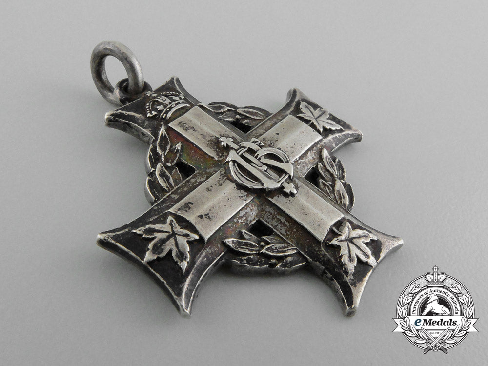 a1916_memorial_cross_to_pte.clarke;_killed_at_the_battle_of_flers-_courcelette_d_3190_1