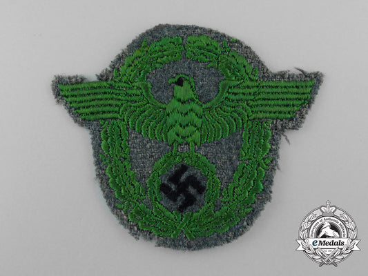 a_uniform_removed_field_police_arm_badge_d_3328_1