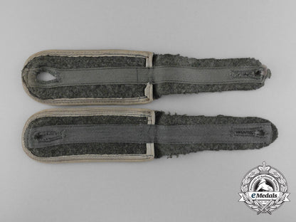 a_matching_set_of_wehrmacht_infantry_unteroffizier_shoulder_boards_d_3405_1