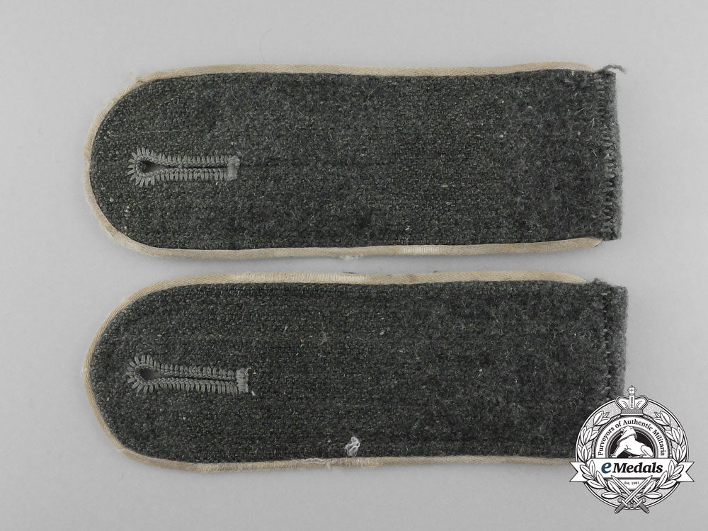a_matching_set_of_wehrmacht_infantry_unteroffizier/_nco’s_shoulder_boards_d_3407_1