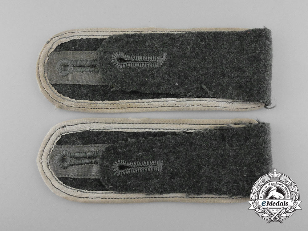 a_matching_set_of_wehrmacht_infantry_unteroffizier/_nco’s_shoulder_boards_d_3408_1