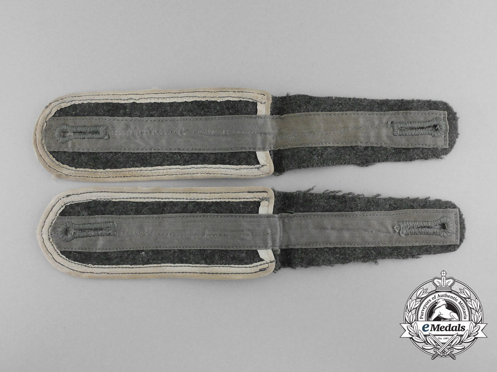 a_matching_set_of_wehrmacht_infantry_unteroffizier/_nco’s_shoulder_boards_d_3409_1