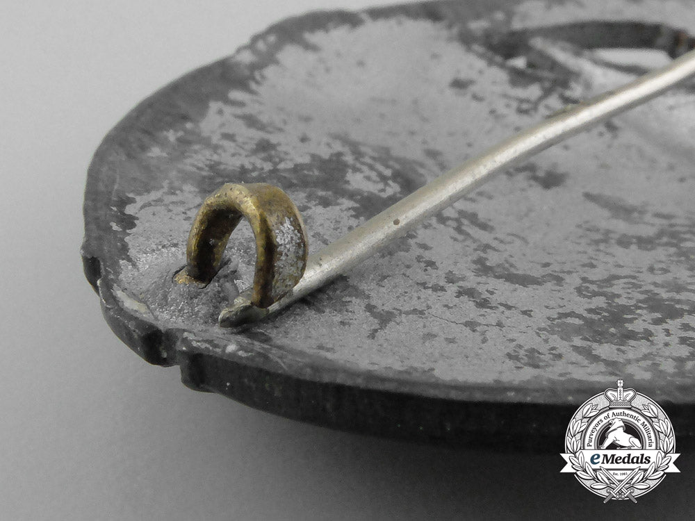 a_fine_silver_grade_tank_battle_badge_by_adolf_scholze_d_3516_1