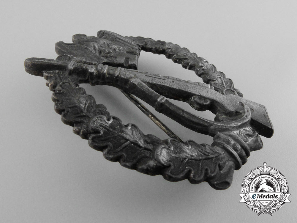 a_silver_grade_infantry_assault_badge_d_3580_1