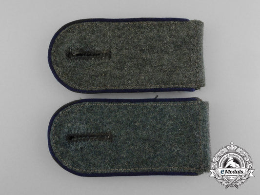 a_matching_pair_of_wehrmacht_medical_enlisted_man’s_shoulder_boards_d_3742_1