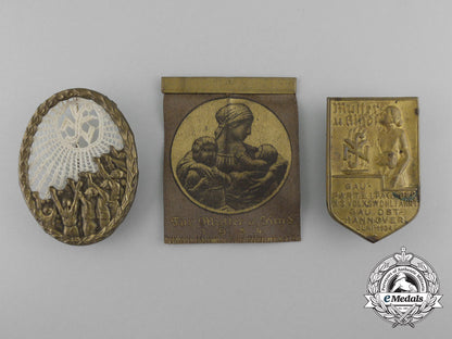 germany,_three_social_welfare_day_badges_d_3845