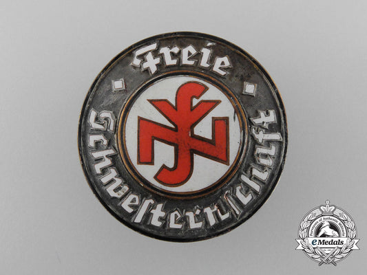 germany._a_national_federation_of_free_sisters_and_nurses_badge_d_3853