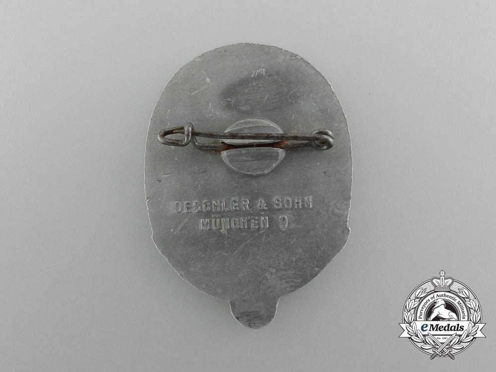 a1935_day_of_labour_badge_by_deschler&_soh_d_3898