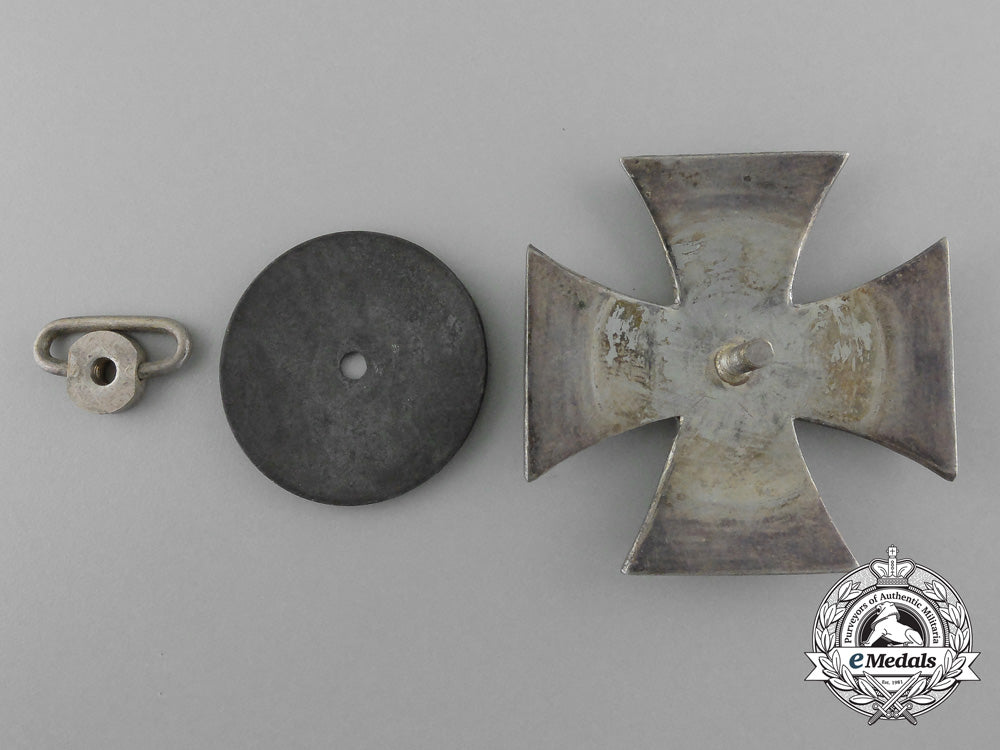 an_iron_cross_first_class1914;_screwback_d_3900_1
