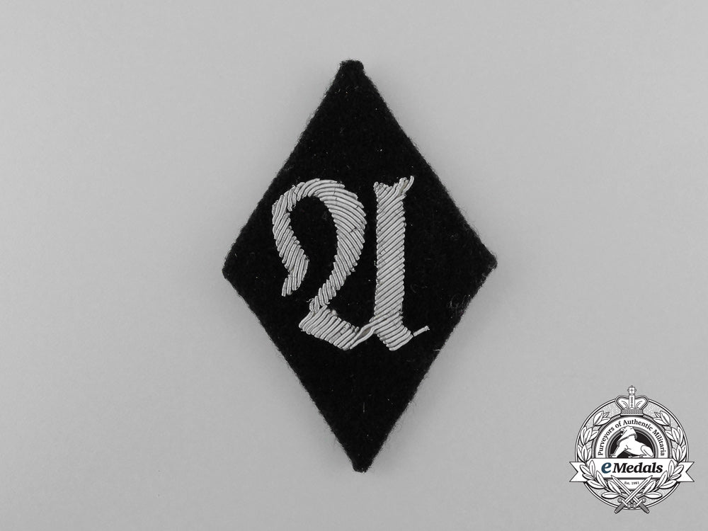 a_single_extremely_scarce_waffen-_ss_camp_pharmacist_trade_diamond_d_3973_1_1