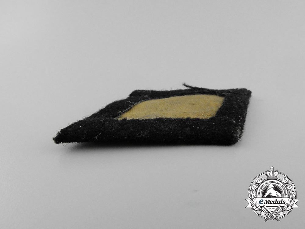 a_single_extremely_scarce_waffen-_ss_camp_pharmacist_trade_diamond_d_3976_1_1