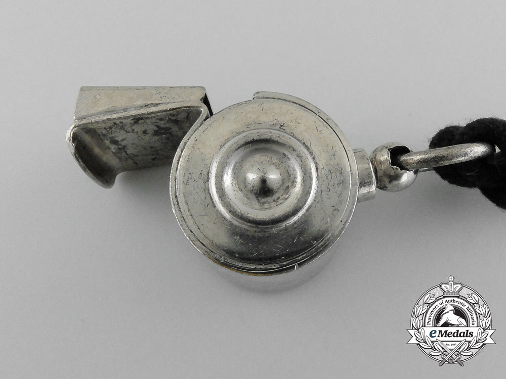 an_ss_whistle_d_3994
