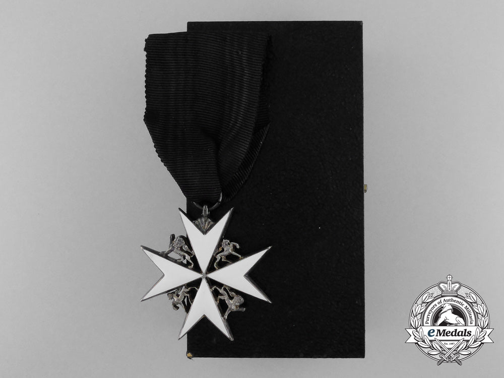 an_order_of_st._john;_breast_badge_with_case_d_3994_1