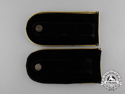 a_set_of_italian_fascist_shoulder_boards_by_scuotto_of_napoli_d_4005